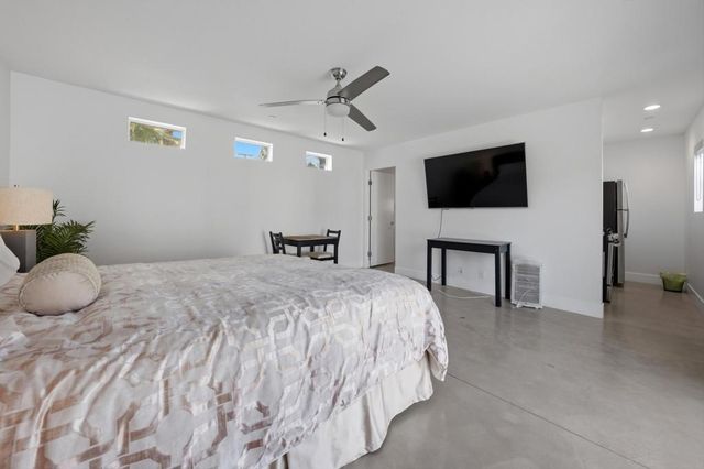 3010 N Farrell Drive, Palm Springs, CA 92262