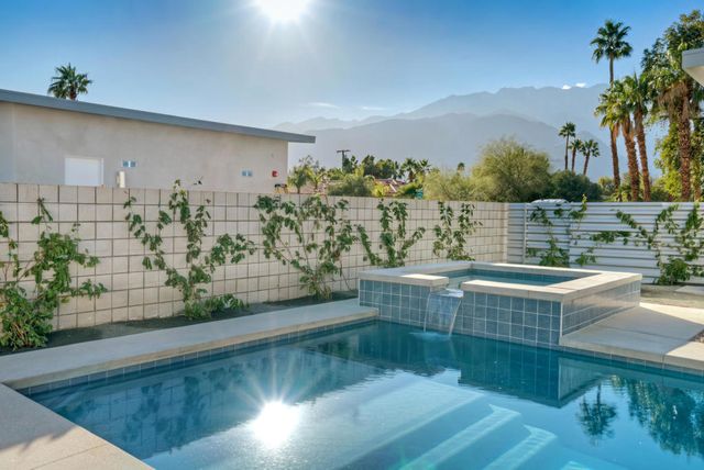 3010 N Farrell Drive, Palm Springs, CA 92262
