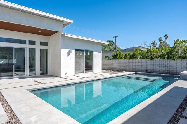 3010 N Farrell Drive, Palm Springs, CA 92262