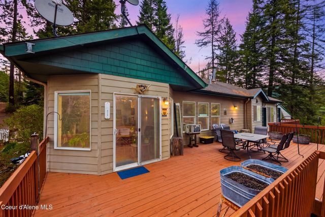 17461 N Right Fork RD, Hauser, ID 83854