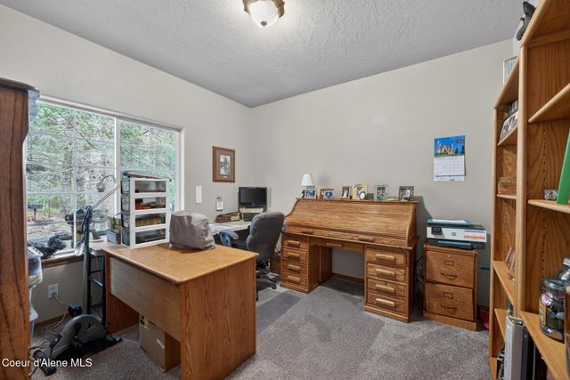 17461 N Right Fork RD, Hauser, ID 83854