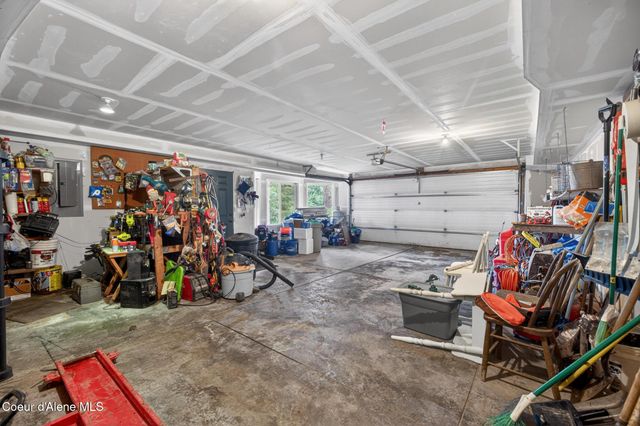 17461 N Right Fork RD, Hauser, ID 83854