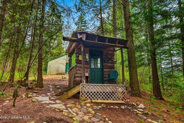 17461 N Right Fork RD, Hauser, ID 83854