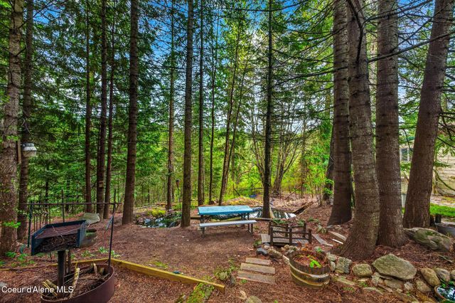 17461 N Right Fork RD, Hauser, ID 83854