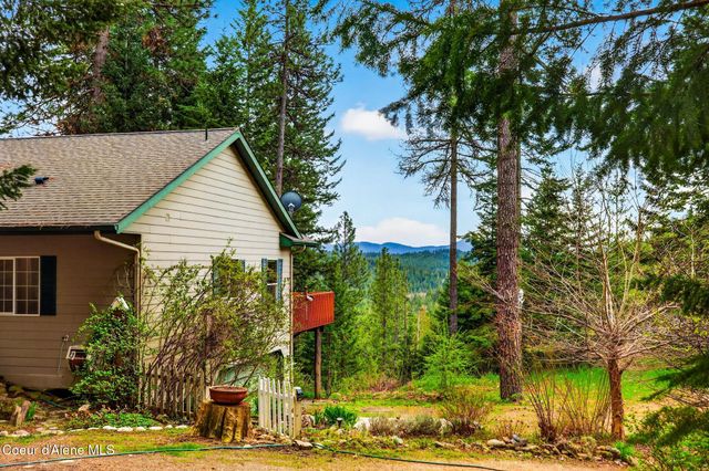 17461 N Right Fork RD, Hauser, ID 83854