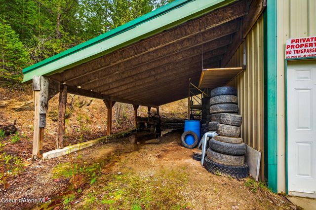 17461 N Right Fork RD, Hauser, ID 83854