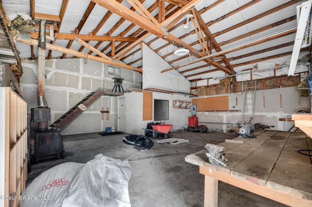 17461 N Right Fork RD, Hauser, ID 83854