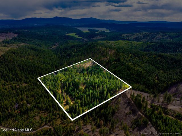 17461 N Right Fork RD, Hauser, ID 83854