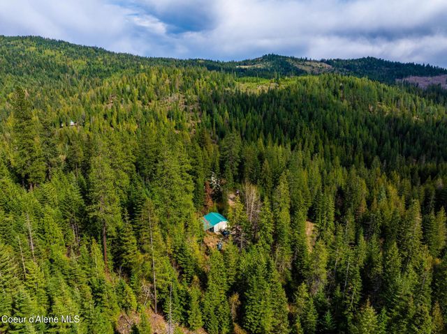 17461 N Right Fork RD, Hauser, ID 83854