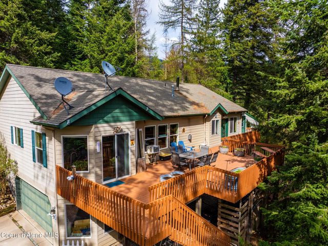 17461 N Right Fork RD, Hauser, ID 83854