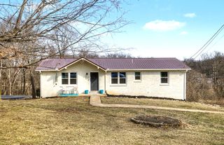 310 Lake Dr, Columbia, TN 38401