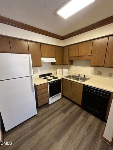 3504 Ivy Commons Drive 301, Raleigh, NC 27606