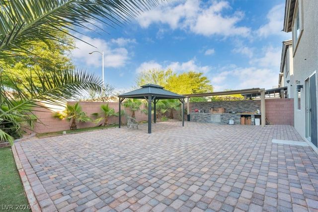 8046 Noble Ridge Street, Las Vegas, NV 89139