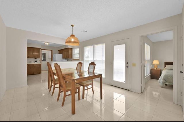 11650 Twain Drive, Montgomery, TX 77356