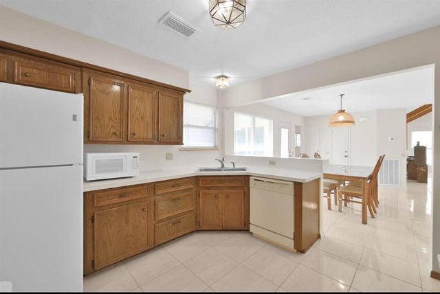 11650 Twain Drive, Montgomery, TX 77356