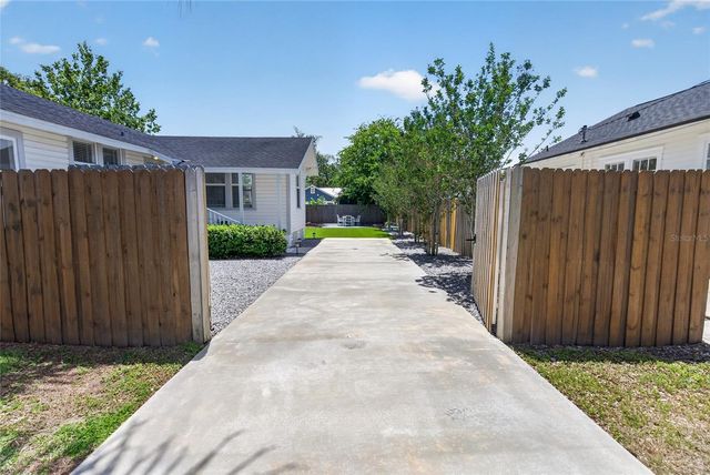 839 E LIME STREET, Lakeland, FL 33801