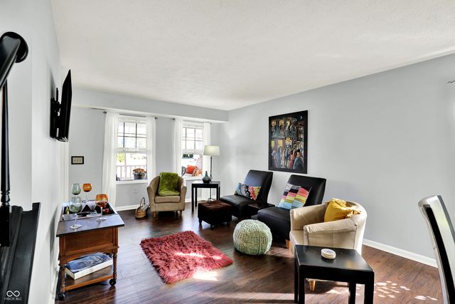 2894 Brooks Bend Drive, Carmel, IN 46032