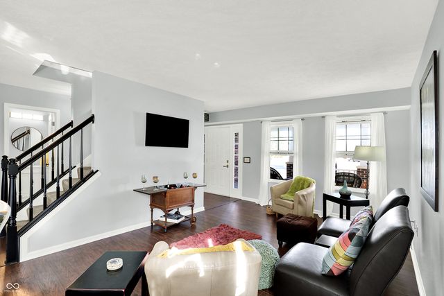 2894 Brooks Bend Drive, Carmel, IN 46032