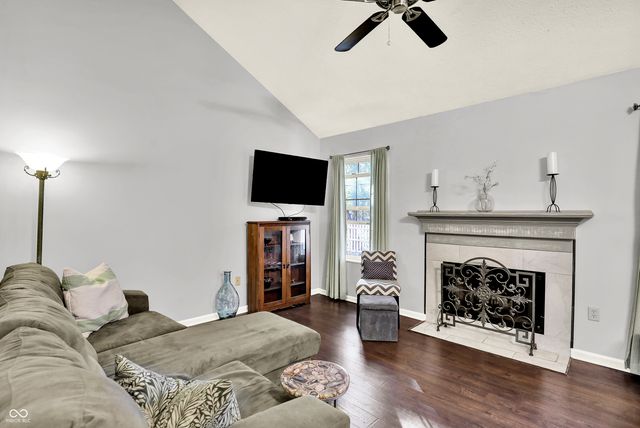 2894 Brooks Bend Drive, Carmel, IN 46032