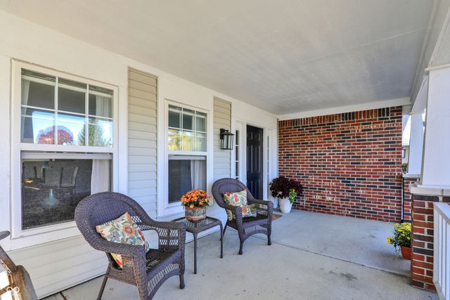 2894 Brooks Bend Drive, Carmel, IN 46032