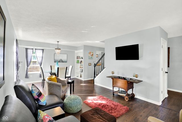 2894 Brooks Bend Drive, Carmel, IN 46032