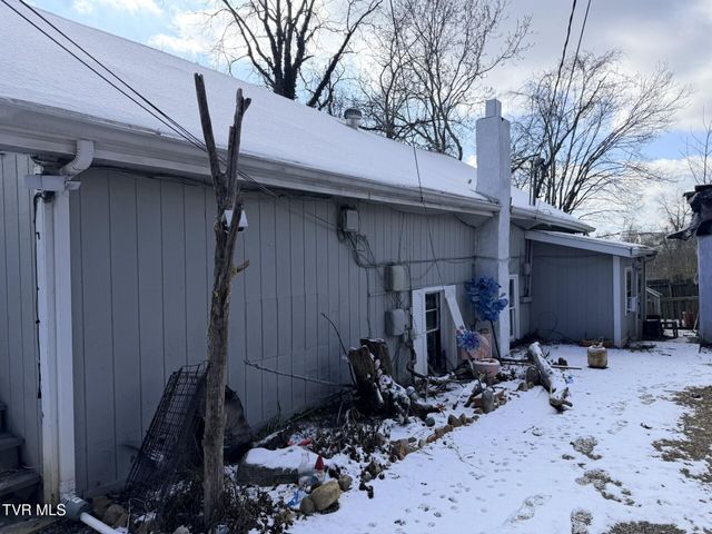 1056 Clark Street, Bristol, VA 24201