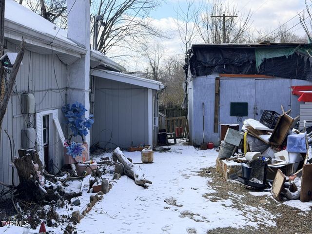 1056 Clark Street, Bristol, VA 24201