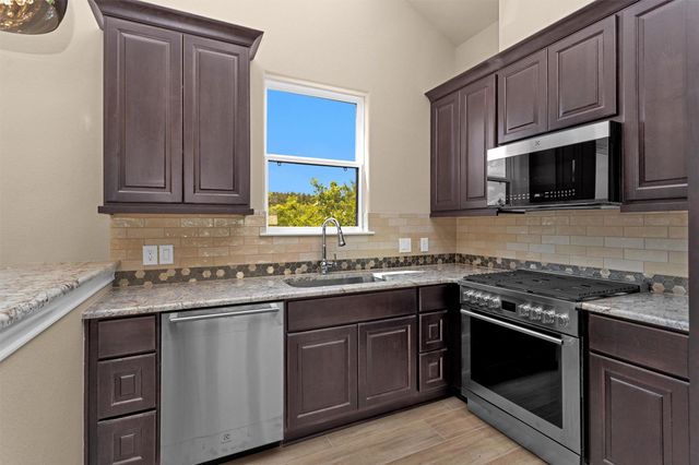 16081 Forest Mill Road, Willis, TX 77378