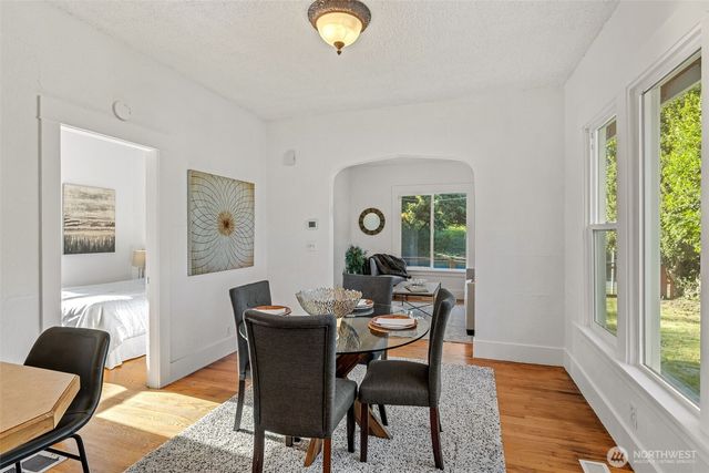 741 S Henderson Street, Seattle, WA 98108