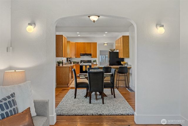 741 S Henderson Street, Seattle, WA 98108