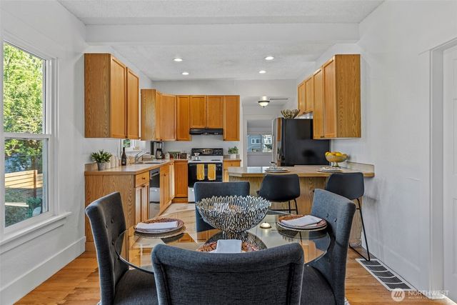 741 S Henderson Street, Seattle, WA 98108