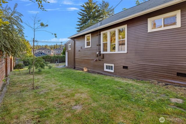 741 S Henderson Street, Seattle, WA 98108