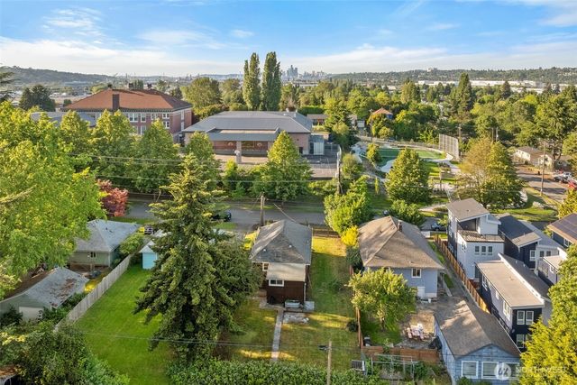 741 S Henderson Street, Seattle, WA 98108