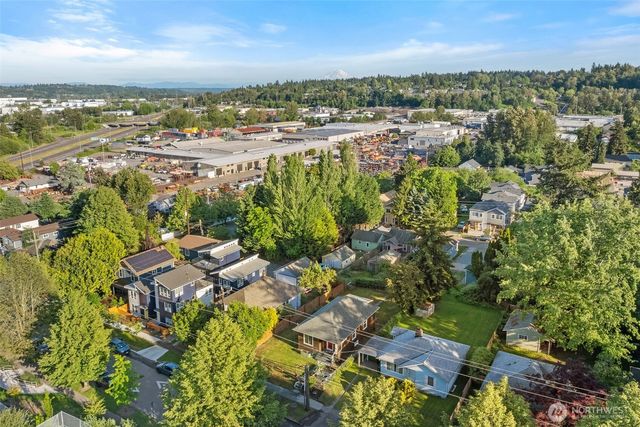 741 S Henderson Street, Seattle, WA 98108