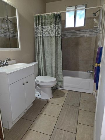 312 N Logan Street, Texas City, TX 77590