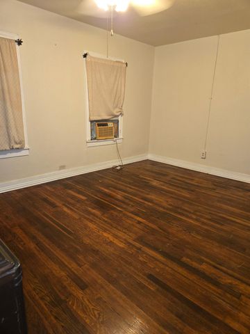 312 N Logan Street, Texas City, TX 77590