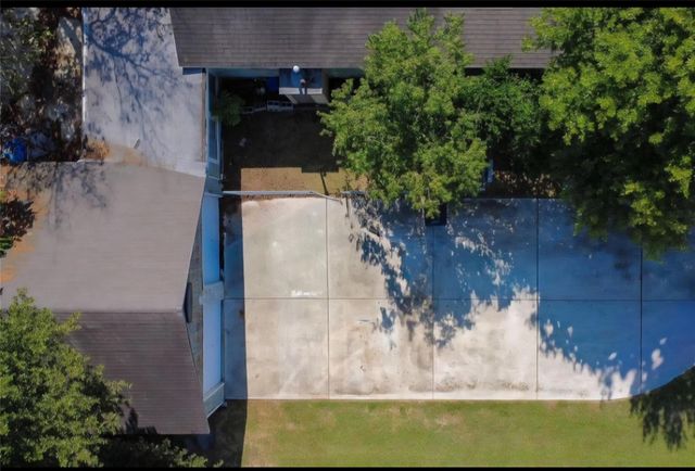 312 N Logan Street, Texas City, TX 77590