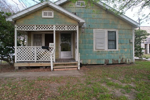 312 N Logan Street, Texas City, TX 77590