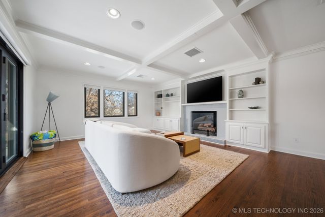 2931 E 39th Street, Tulsa, OK 74105