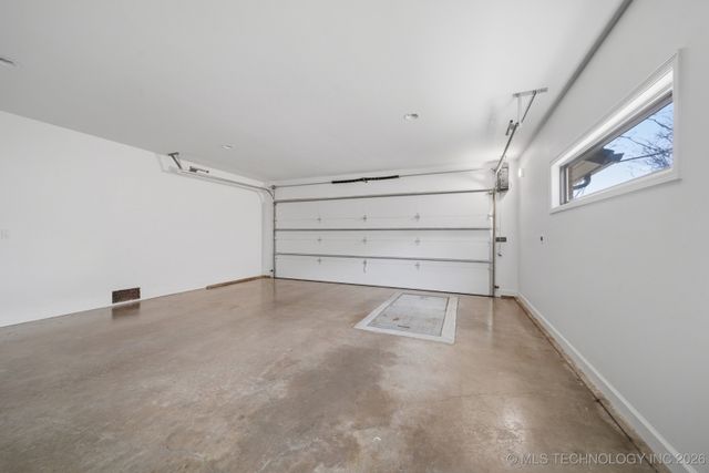 2931 E 39th Street, Tulsa, OK 74105