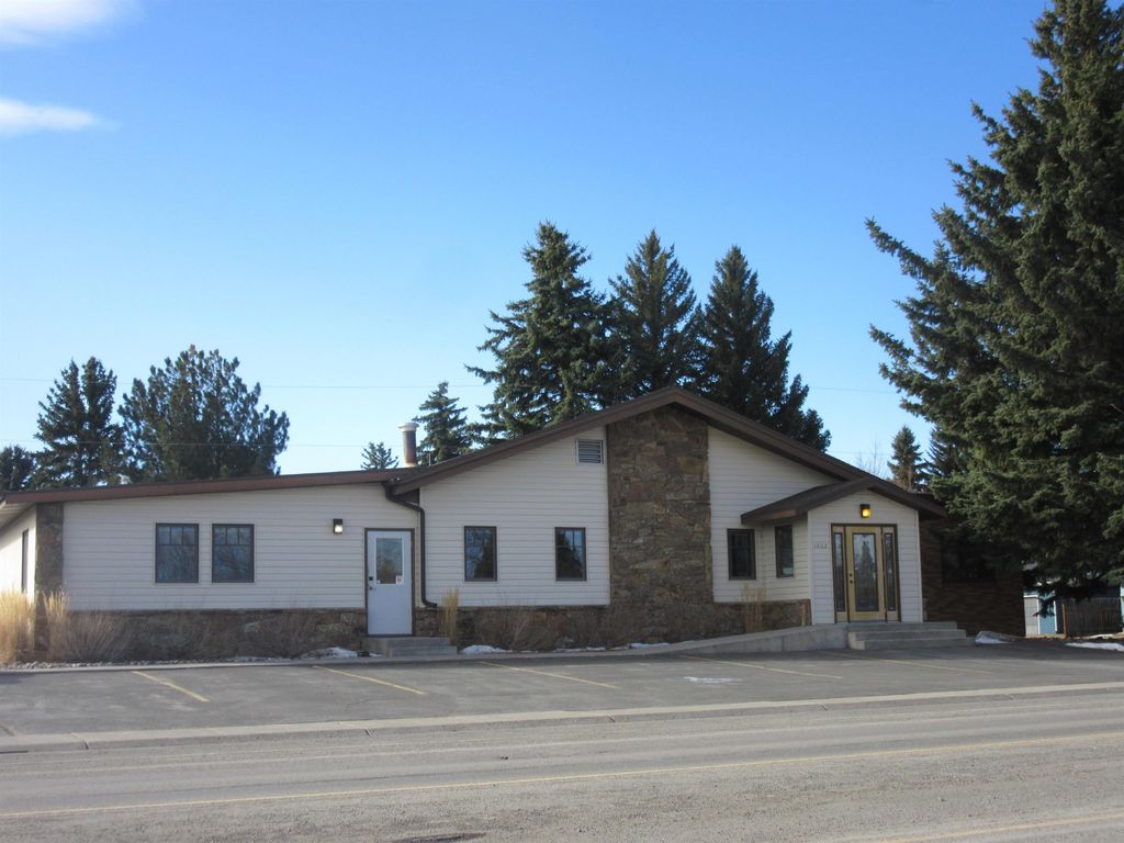 1402 Stampede Ave, Cody, WY 82414 photo 2