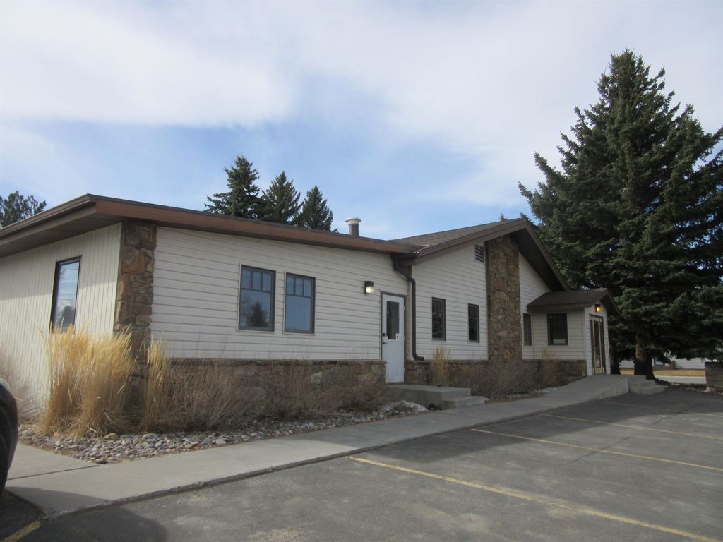 1402 Stampede Ave, Cody, WY 82414 photo 17