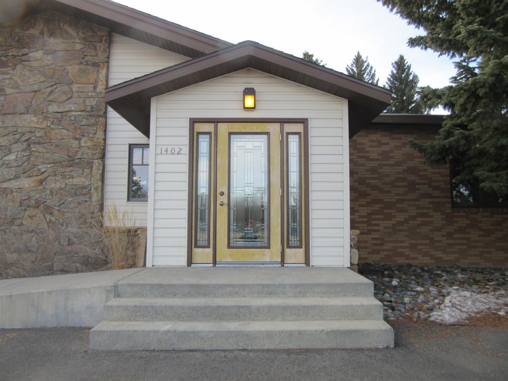 1402 Stampede Ave, Cody, WY 82414 photo 7
