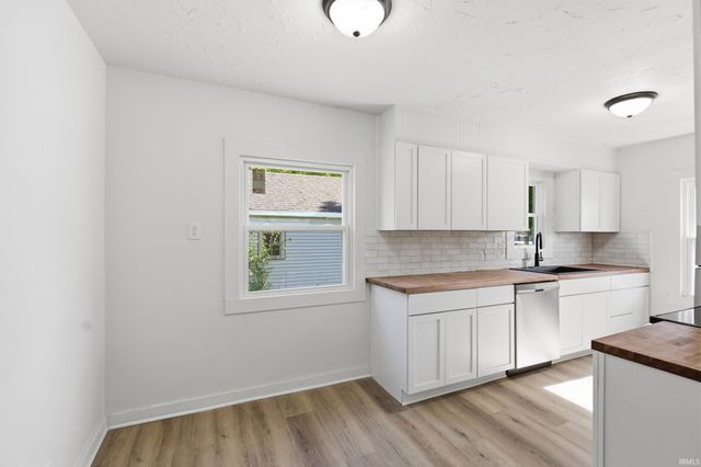 4739 Stellhorn Road, Fort Wayne, IN 46815