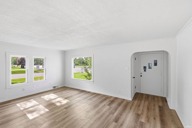 4739 Stellhorn Road, Fort Wayne, IN 46815