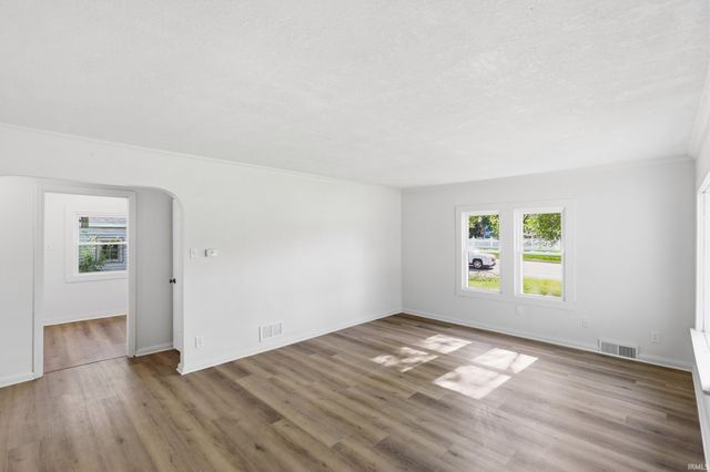 4739 Stellhorn Road, Fort Wayne, IN 46815