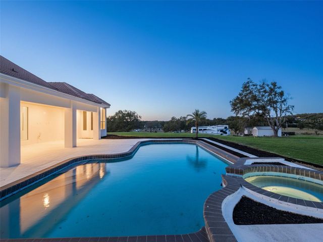 17850 CORALWOOD LANE, Groveland, FL 34736