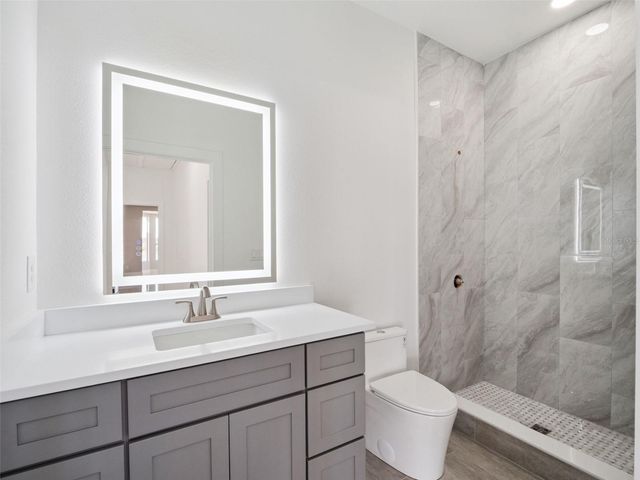 17850 CORALWOOD LANE, Groveland, FL 34736