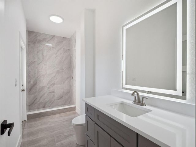 17850 CORALWOOD LANE, Groveland, FL 34736