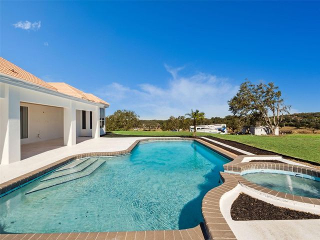 17850 CORALWOOD LANE, Groveland, FL 34736